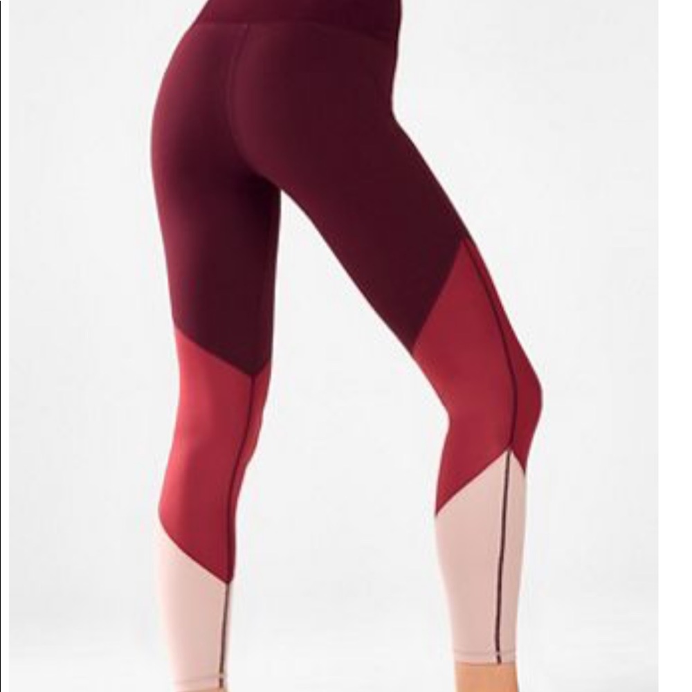 Brand new•high wasted 7/8 Med Fabletics leggings
